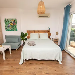 Apartment Dream By The Sea Loft, Málaga